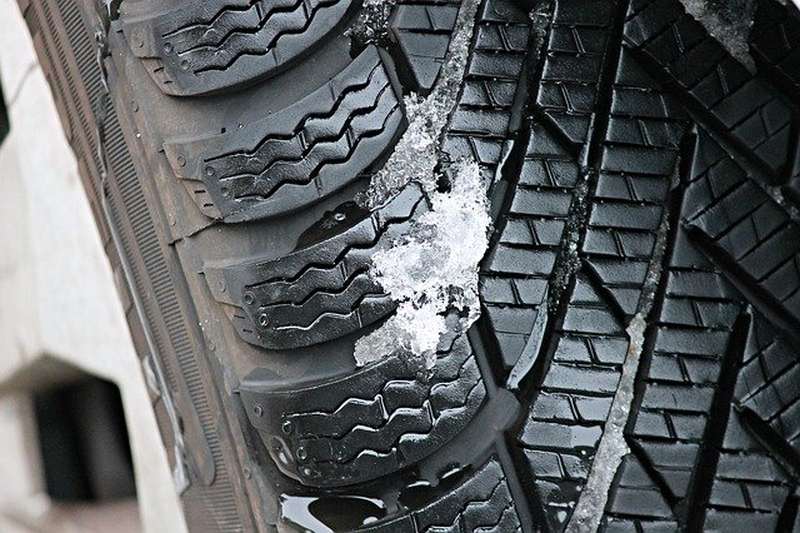 Kakovostne zimske gume za vsak žep